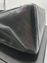 Charger l'image dans la galerie, Chanel Maxi Jumbo Circa 90