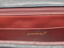 Charger l'image dans la galerie, Chanel Maxi Jumbo Circa 90