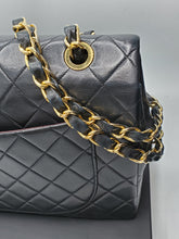 Charger l'image dans la galerie, Chanel Maxi Jumbo Circa 90
