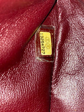 Cargar imagen en el visor de la galería, Chanel 2.55 black silver hardware