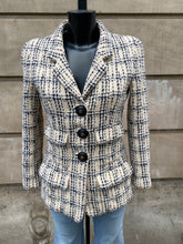 Cargar imagen en el visor de la galería, Chanel Jacket