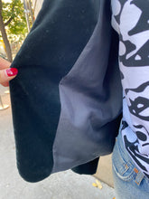 Cargar imagen en el visor de la galería, Saint Laurent Velvet Blazer