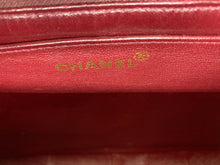 Cargar imagen en el visor de la galería, Chanel Jumbo big CC