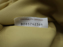 Cargar imagen en el visor de la galería, Bottega Veneta The Pouch Bag
