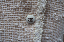 Charger l'image dans la galerie, Chanel Off-white Tweed Jacket
