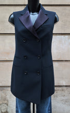 Carica l'immagine nel visualizzatore di Gallery, Dior Smoking Vest