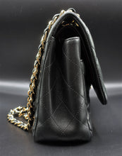 Charger l'image dans la galerie, Chanel Black Jumbo Bag 30 CM
