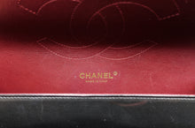 Charger l'image dans la galerie, Chanel Black Jumbo Bag 30 CM