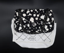 Charger l'image dans la galerie, Chanel Splatter Paint B&W Tweed Bag