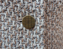Charger l'image dans la galerie, Chanel Beige Tweed Jacket
