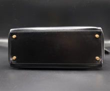 Charger l'image dans la galerie, Hermès Black Kelly Bag 28 CM