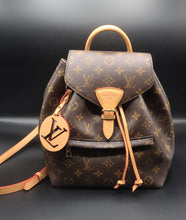 Charger l'image dans la galerie, Louis Vuitton Montsouris Backpack