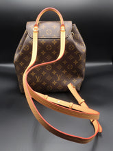 Charger l'image dans la galerie, Louis Vuitton Montsouris Backpack