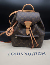 Charger l'image dans la galerie, Louis Vuitton Montsouris Backpack