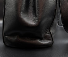 Charger l'image dans la galerie, Chanel Executive 2WAY Tote Bag