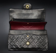 Charger l'image dans la galerie, Chanel Timeless Bag 25 CM