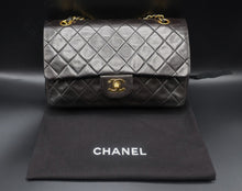Charger l'image dans la galerie, Chanel Timeless Bag 25 CM