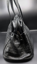 Load image into Gallery viewer, Chanel 31 Rue Cambon Bag