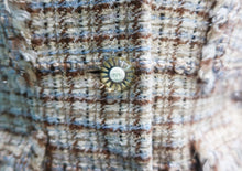 Carica l'immagine nel visualizzatore di Gallery, Chanel Beige Tweed Jacket