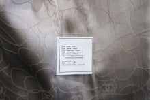 Carica l'immagine nel visualizzatore di Gallery, Chanel Beige Tweed Jacket