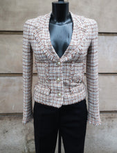 Carica l'immagine nel visualizzatore di Gallery, Chanel Beige Tweed Jacket