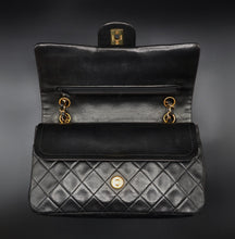 Charger l'image dans la galerie, Chanel Double-Flap Bag 25 CM