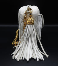 Charger l'image dans la galerie, Chanel Mini Camera Bag