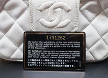 Charger l'image dans la galerie, Chanel Mini Camera Bag