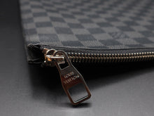 Charger l'image dans la galerie, Louis Vuitton Jour Pochette