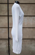 Carica l'immagine nel visualizzatore di Gallery, Chanel White Cardigan