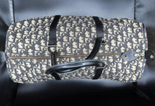Charger l'image dans la galerie, Dior Monogram Weekend Travel Bag