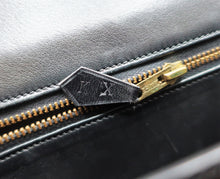 Charger l'image dans la galerie, Hermès Constance 23 CM