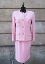 Charger l'image dans la galerie, Chanel Pink Tweed Suit