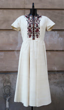 Charger l'image dans la galerie, Embroidered Silk Dress