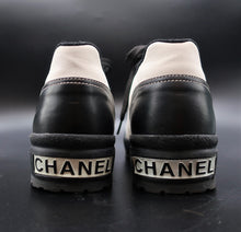 Cargar imagen en el visor de la galería, Chanel Black & White Sneakers