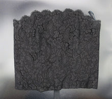 Charger l'image dans la galerie, Chanel Lace Corset Top