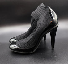 Cargar imagen en el visor de la galería, Chanel Black Patent Leather Sock Boots