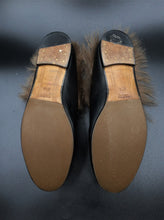 Carica l'immagine nel visualizzatore di Gallery, Gucci Jordaan Fur Loafers