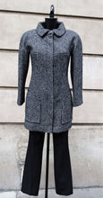 Cargar imagen en el visor de la galería, Chanel Black & White Coat