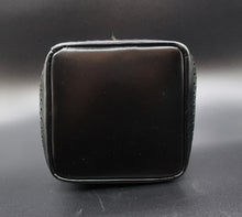 Carica l'immagine nel visualizzatore di Gallery, 6. Azzedine Alaïa Laser-cut Mini Leather Bag