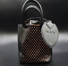 Carica l'immagine nel visualizzatore di Gallery, 6. Azzedine Alaïa Laser-cut Mini Leather Bag