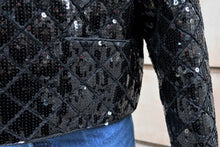 Carica l'immagine nel visualizzatore di Gallery, 9. Chanel Black Sequin Jacket