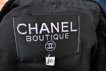 Carica l'immagine nel visualizzatore di Gallery, 9. Chanel Black Sequin Jacket