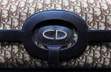 Charger l'image dans la galerie, Dior Fold Over Envelope Clutch