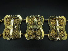 Cargar imagen en el visor de la galería, Chanel Gold Belt