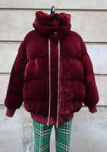 Charger l'image dans la galerie, Stella McCartney Velvet Puffer Jacket