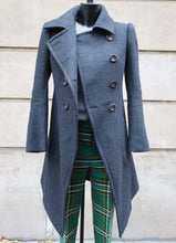 Charger l'image dans la galerie, Louis Vuitton Wool Coat