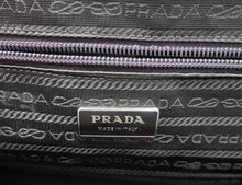 Charger l'image dans la galerie, 3. Vintage Prada White Leather Bag