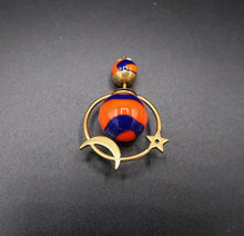 Cargar imagen en el visor de la galería, Dior "Mise en Dior" Orange Earring
