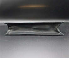 Charger l'image dans la galerie, Saint Laurent Clutch Bag